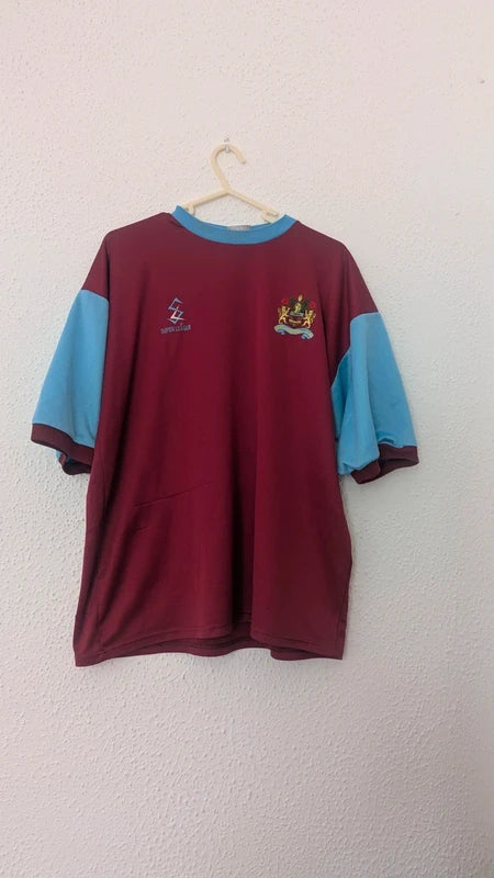 2000-01 Burnley Home Shirt - 9/10