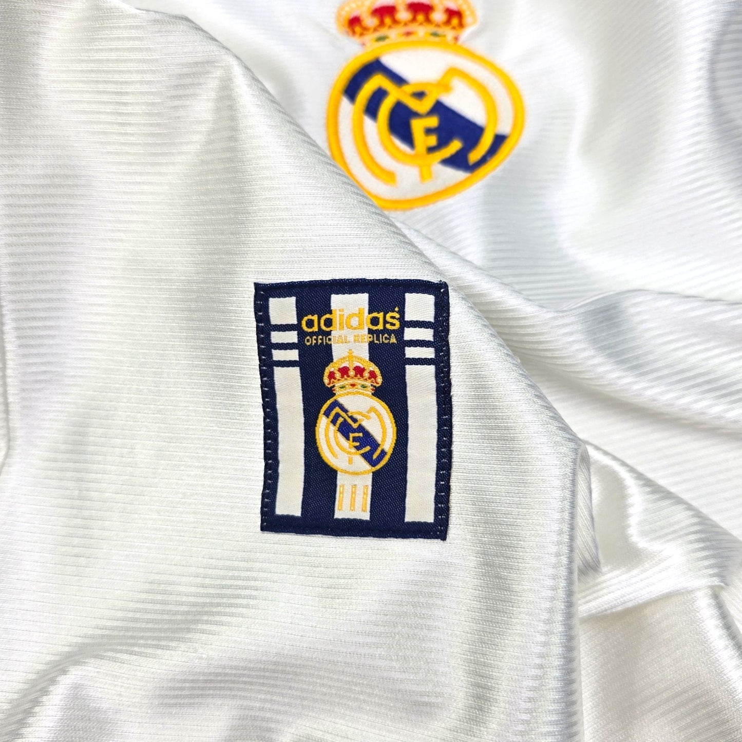 1998/00 Real Madrid Home Football Shirt (M) Adidas #22 Karembeu