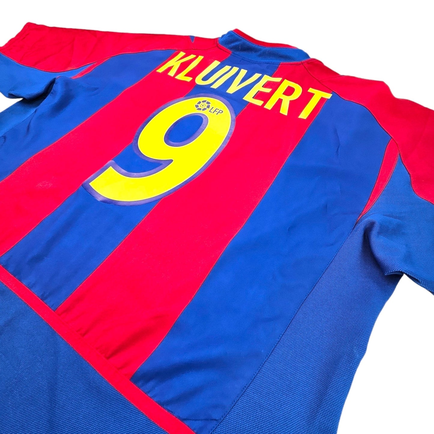 2002/03 Barcelona Home Football Shirt (L) Nike #9 Kluivert