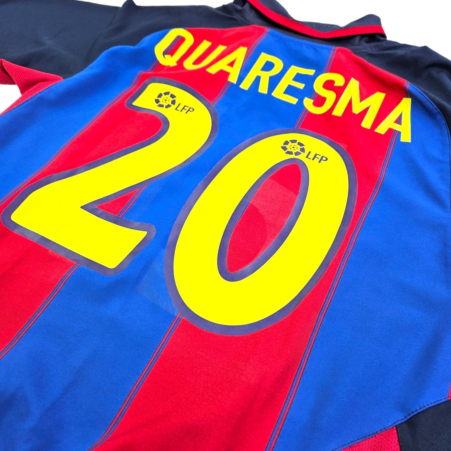2003/04 Barcelona Home Football Shirt (M) Nike #20 Quaresma