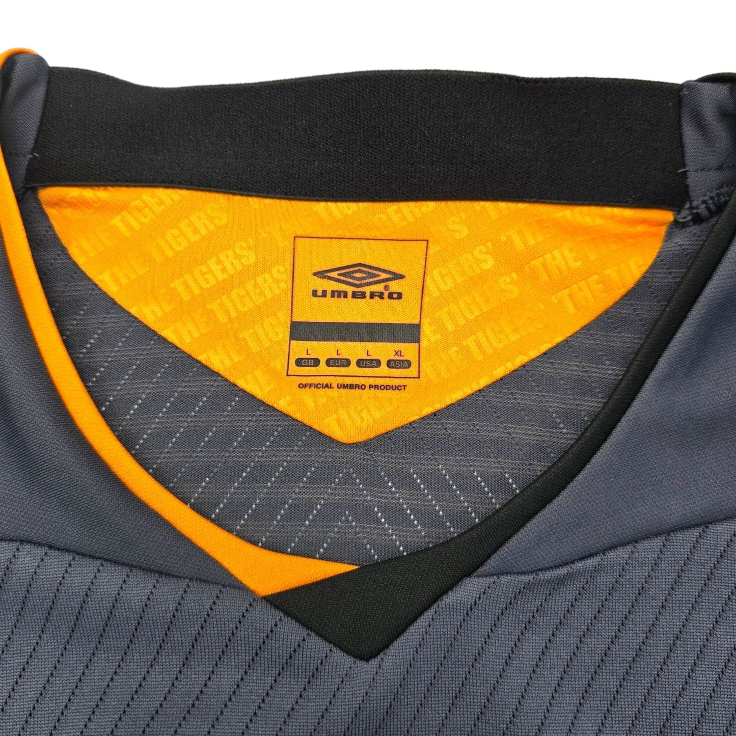 2008/09 Hull City Away Football Shirt (L) Umbro #17 Kilbane