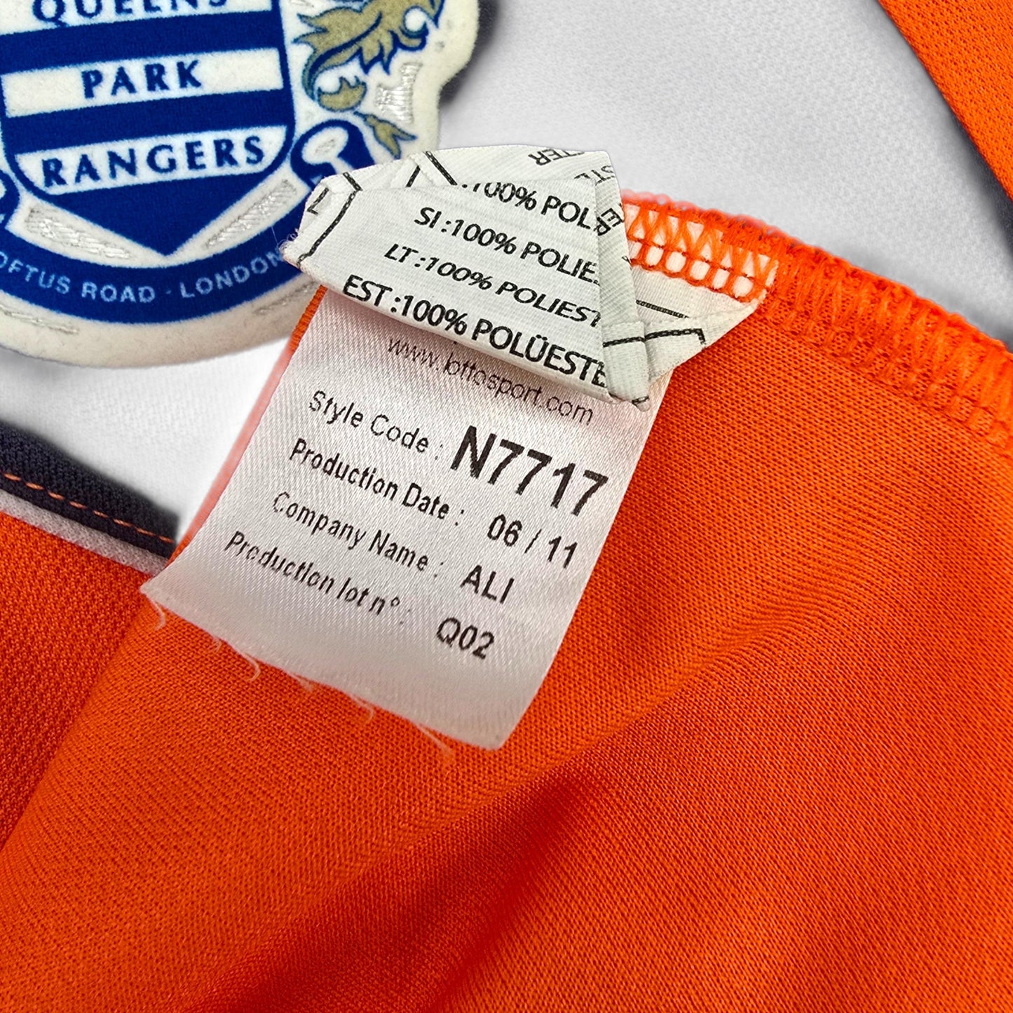 2011/12 Queens Park Rangers Away Football Shirt (L) Lotto #7 Taarabt