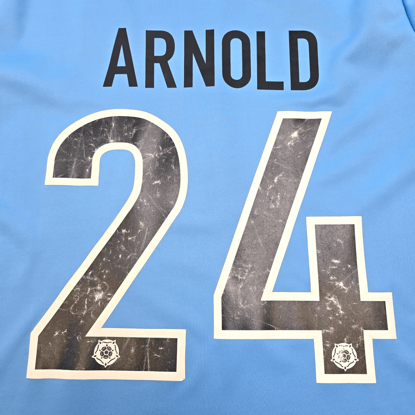 2013/14 Cambridge United Away Football Shirt (XL) Puma #24 Arnold