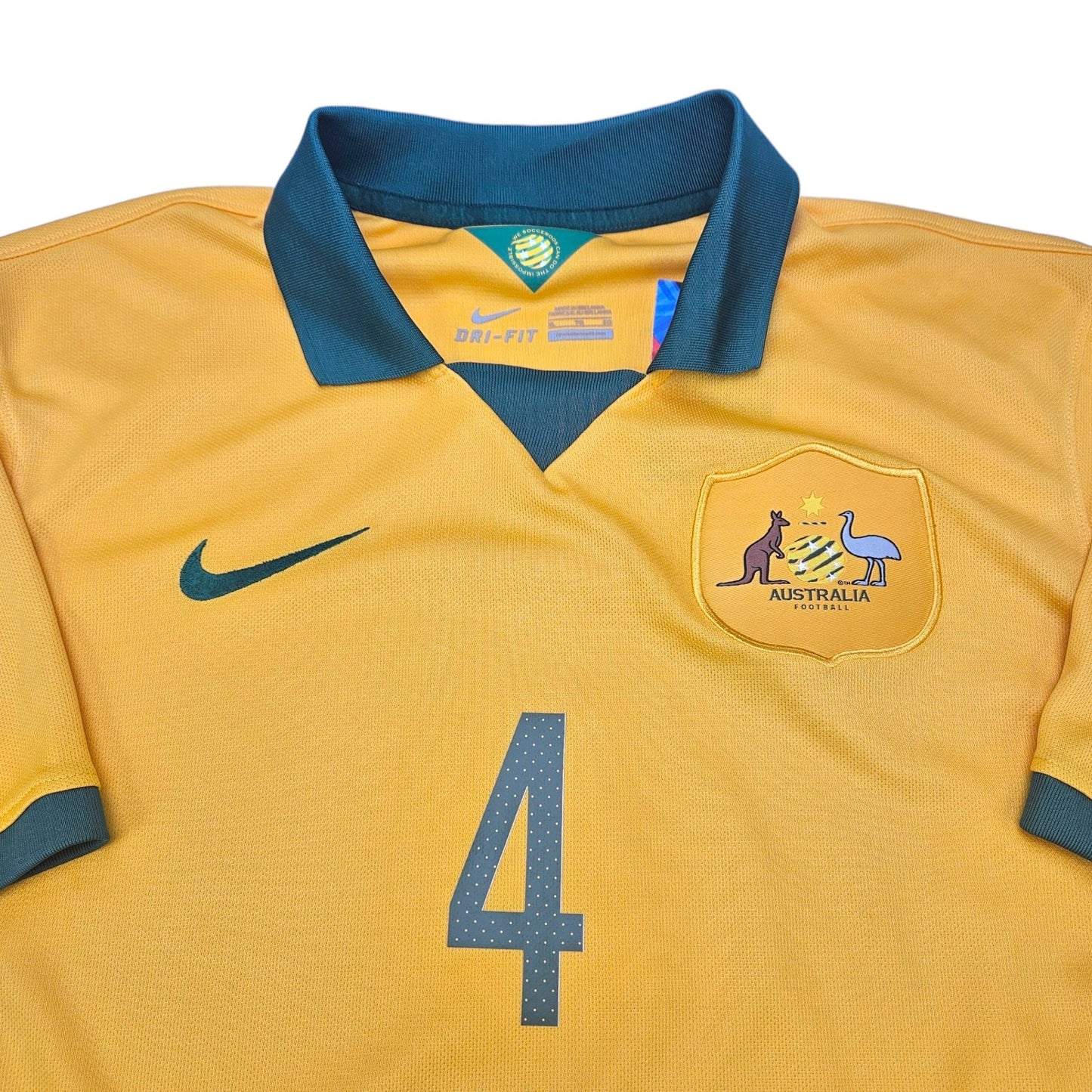 2014/16 Australia Home Football Shirt (XL) Nike #4 Cahill