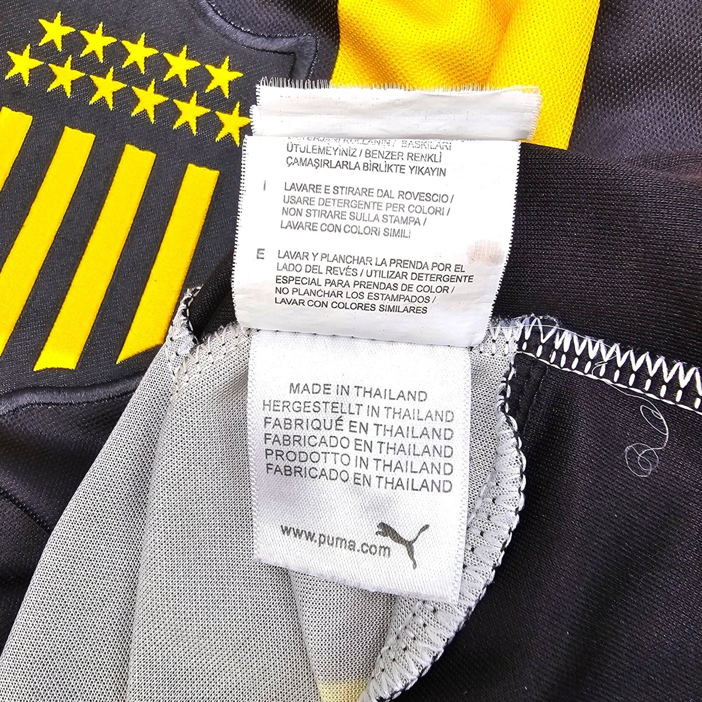 2015/16 Peñarol Home Football Shirt (L) Puma #10 Forlan
