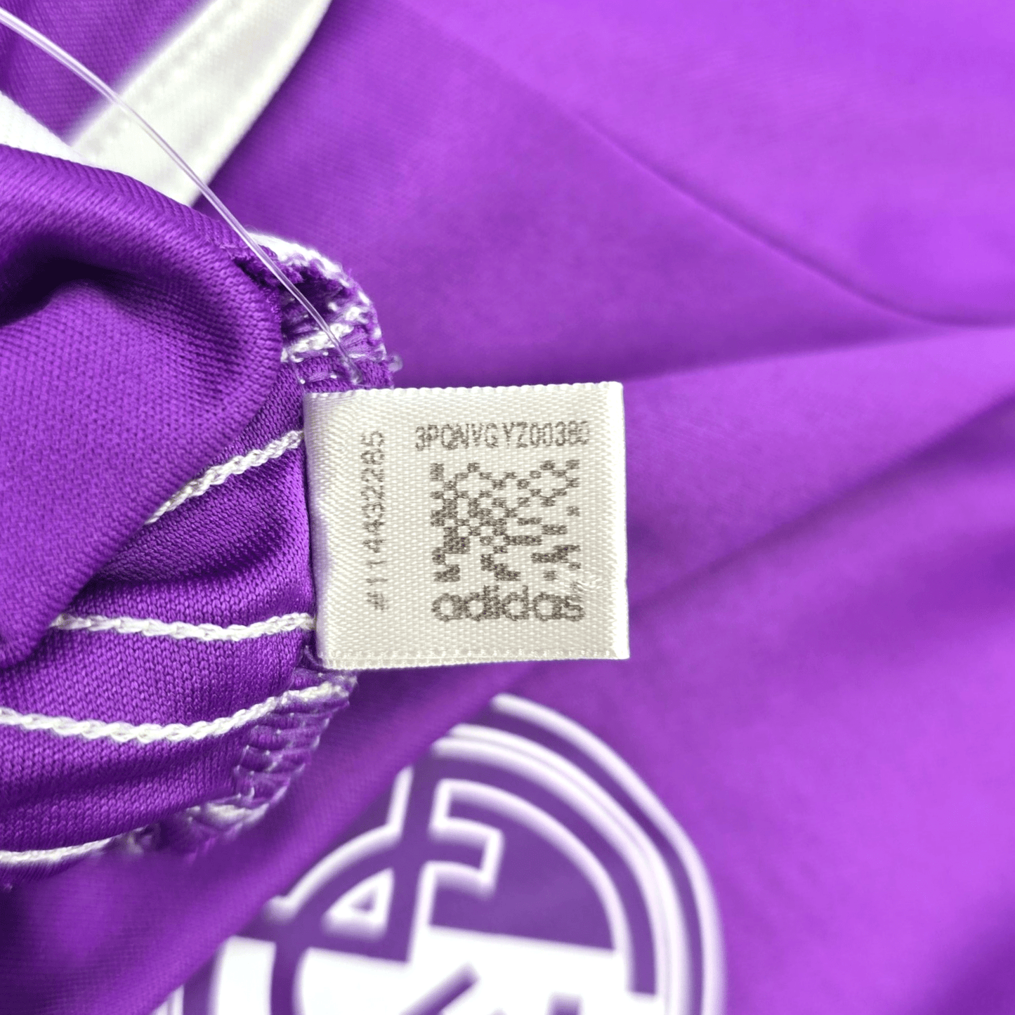 2016/17 Real Madrid Away Football Shirt (L) Adidas #7 Ronaldo