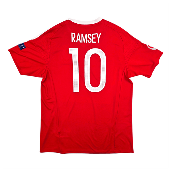 2016/17 Wales Home Football Shirt (L) Adidas #10 Ramsey
