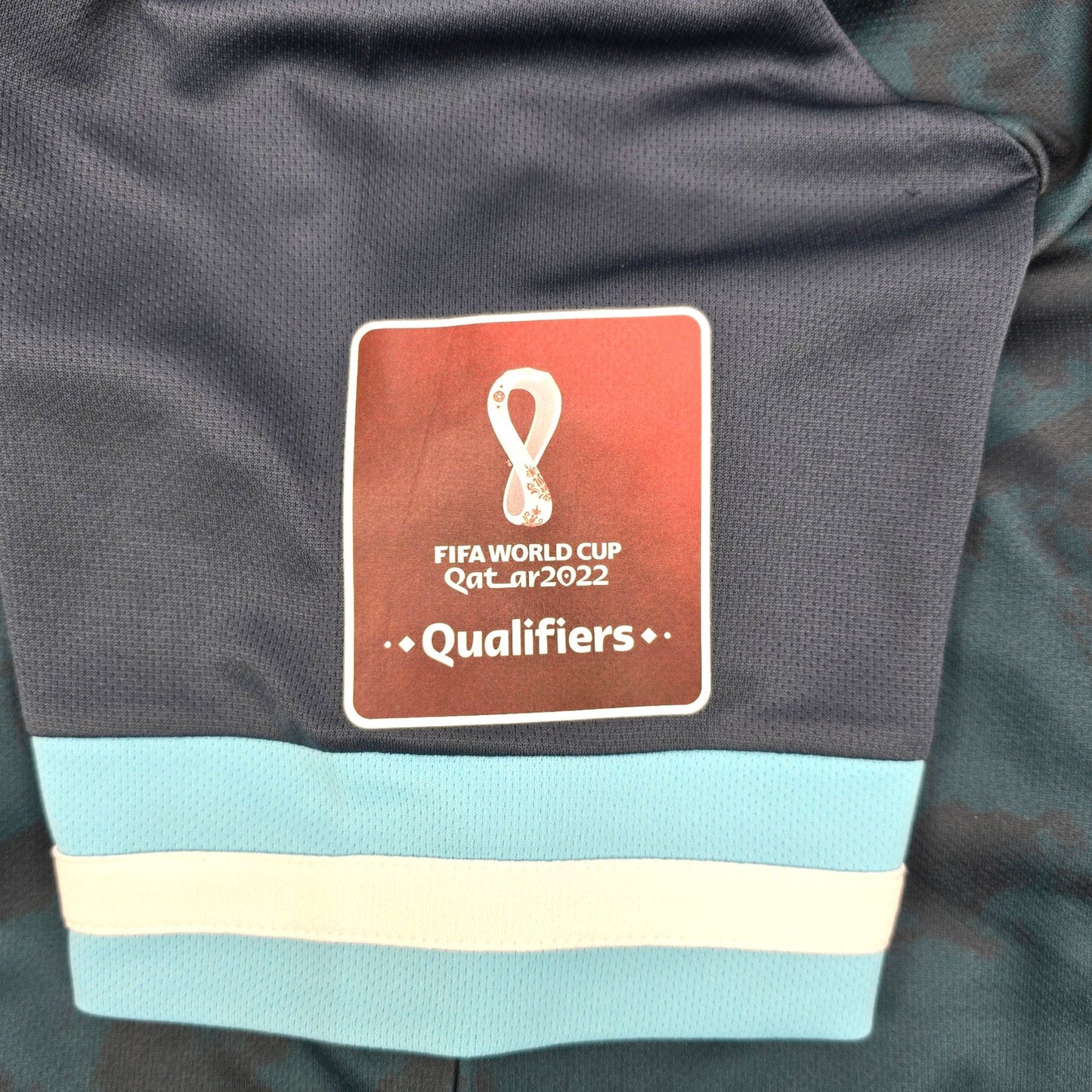 2021/22 Argentina Away Football Shirt (M) Adidas #22 Martinez (WCQ)