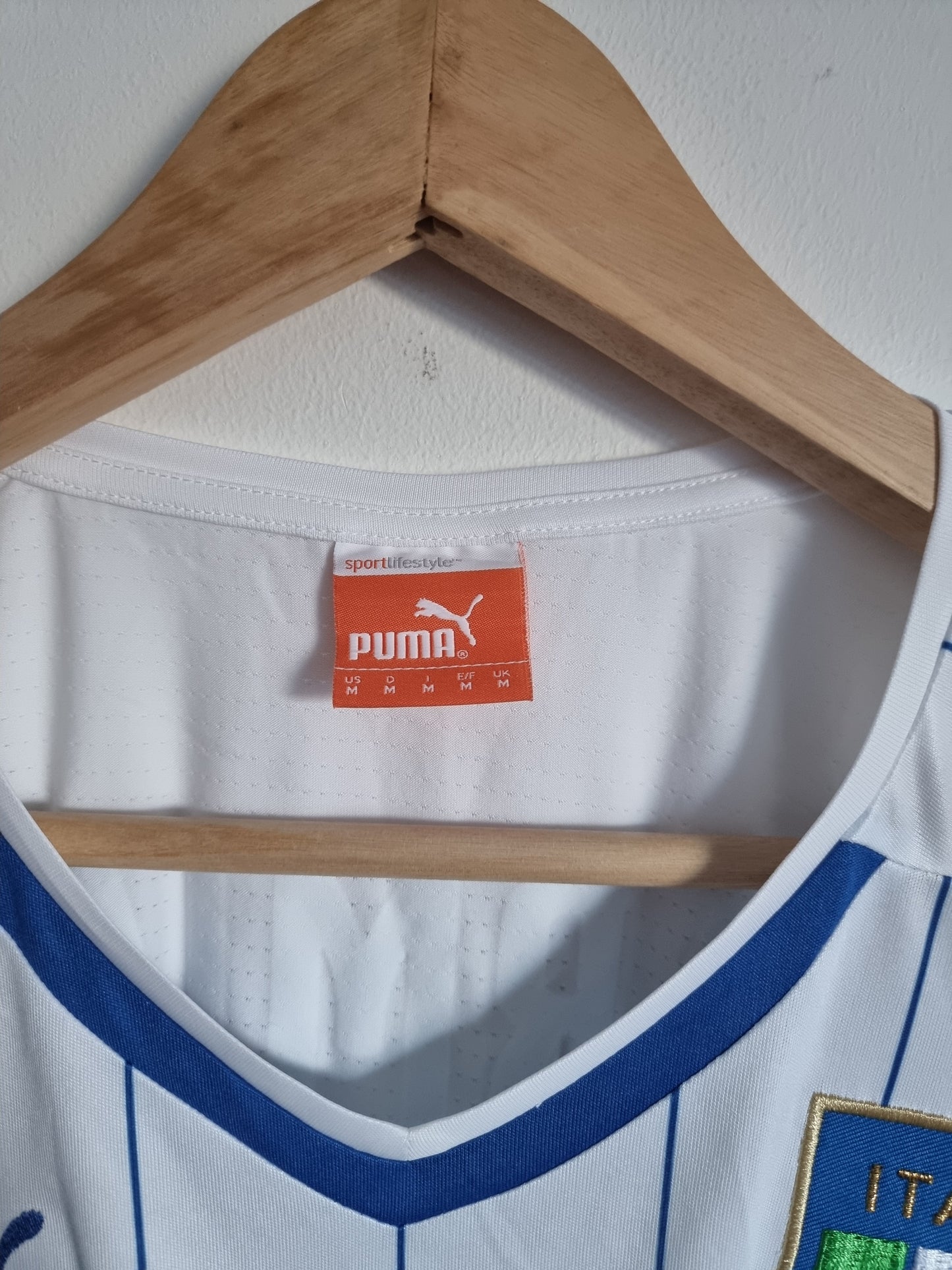 Puma Italy 14/16 'Darmian 4' Away Shirt Medium
