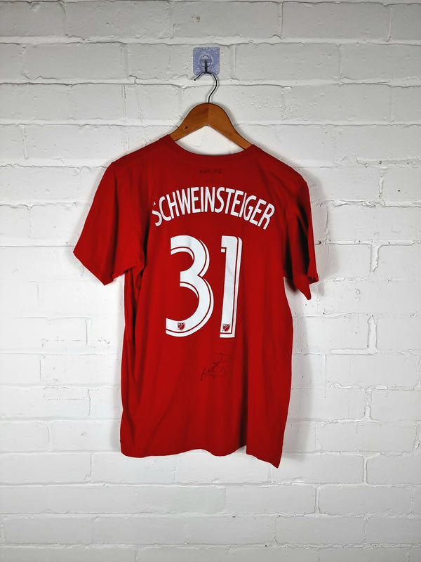 Adidas Chicago Fire 2017 'Schweinsteiger 31' Signed Cotton Leisure T-Shirt Medium