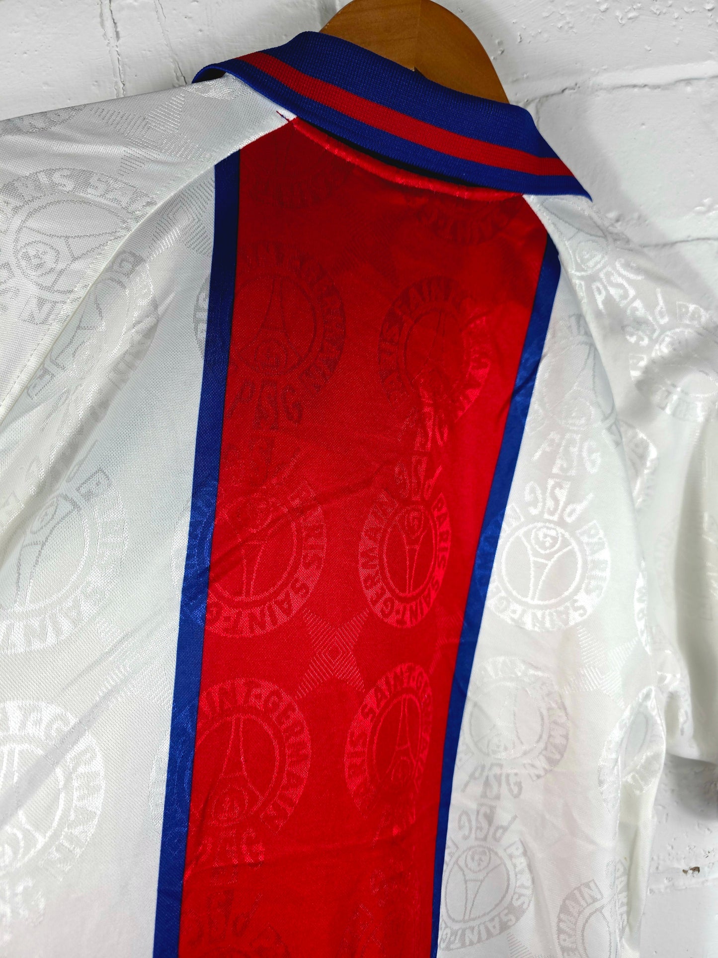 Nike PSG 1996/97 Away Shirt Small
