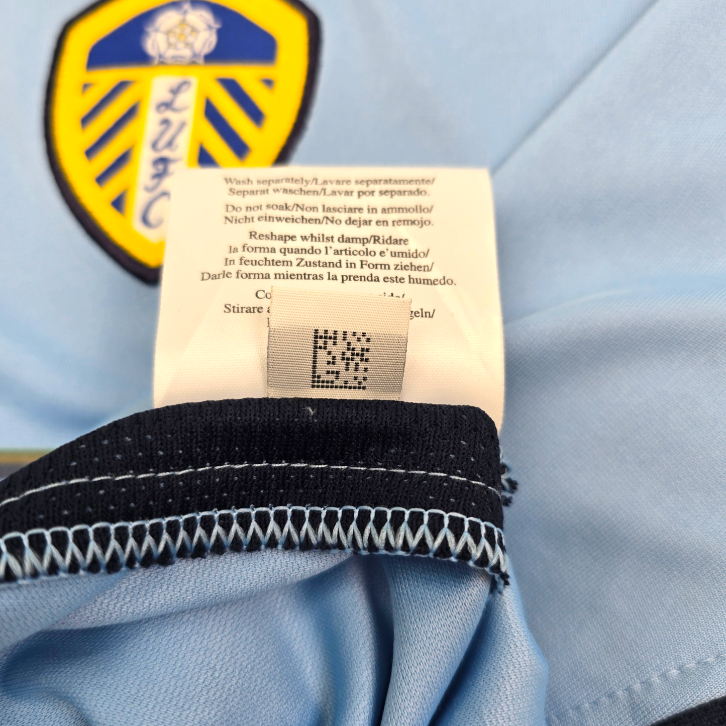 2004/05 Leeds United Away Football Shirt (M) Diadora