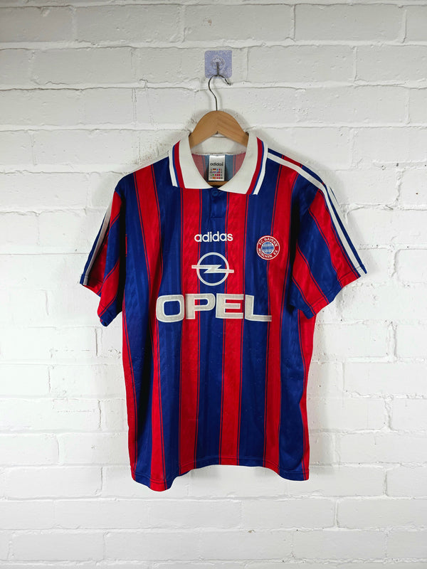 Adidas Bayern Munich 1995/97 Home Shirt Medium