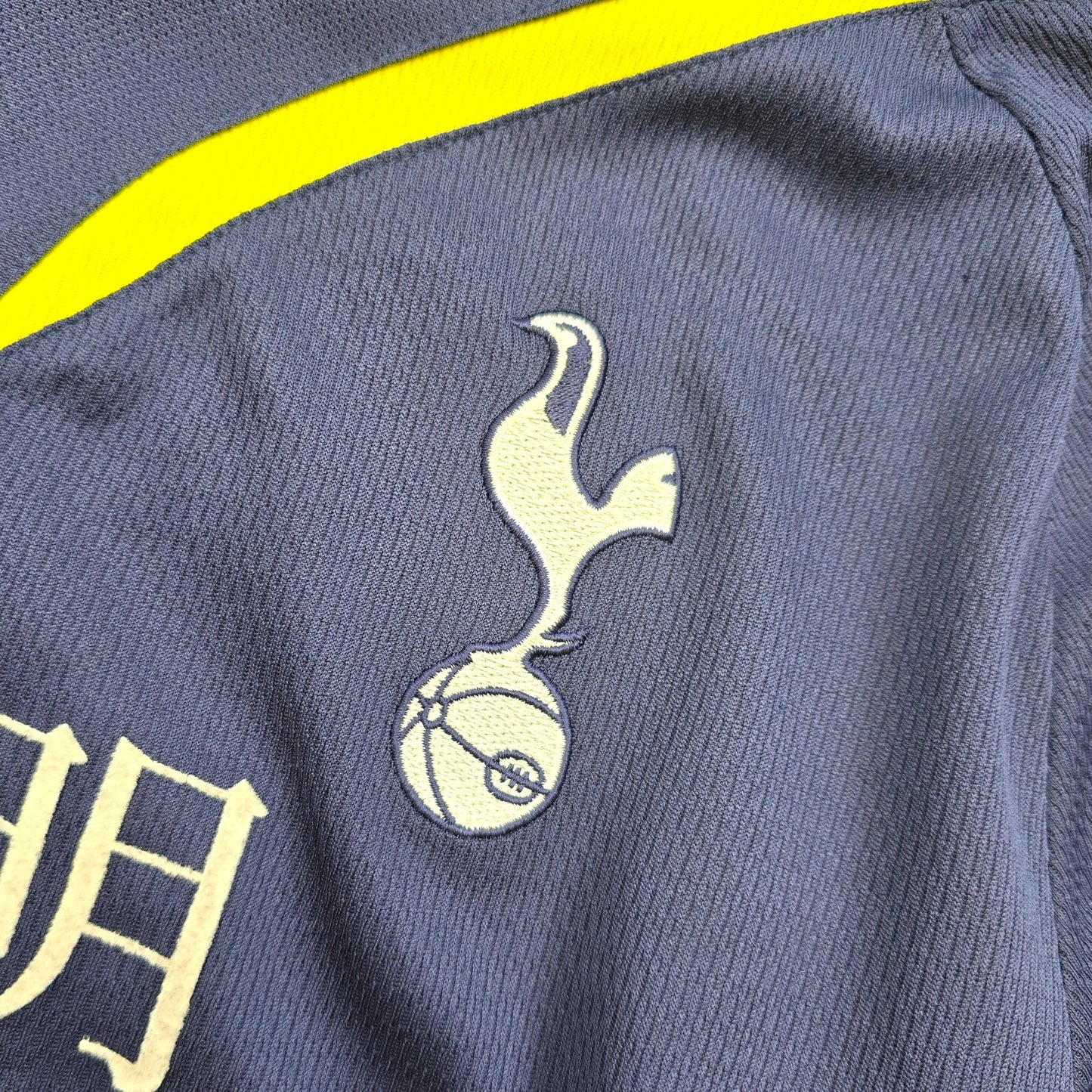 2009/10 Tottenham Hotspur Away Football Shirt (L) Puma #7 Lennon