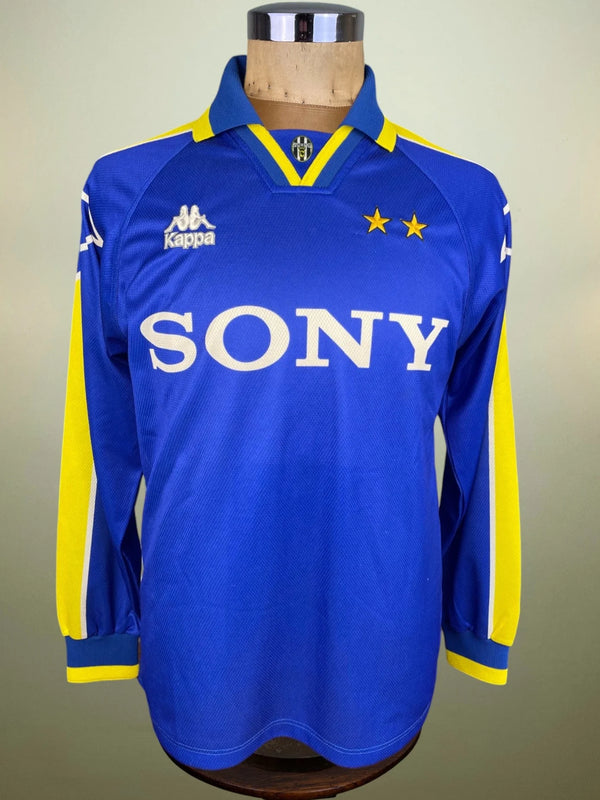 Store Shirt • Juventus • 1996 • Kappa • Away • Size L
