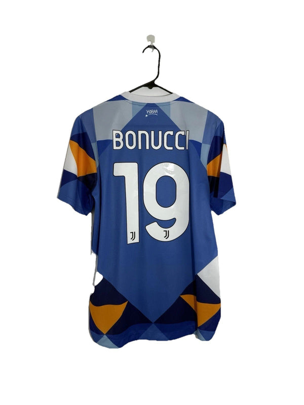 Juventus Bonucci #19 2021/22 Medium 4th Shirt BNWT HM6516