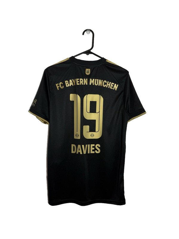Bayern Munich Davies #19 2021/22 Medium Away Excellent Condition GM5317
