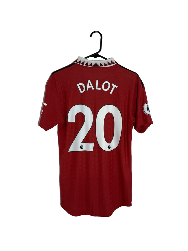 Man United Dalot #20 2022/23 Small Authentic Home Excellent Condition H13889
