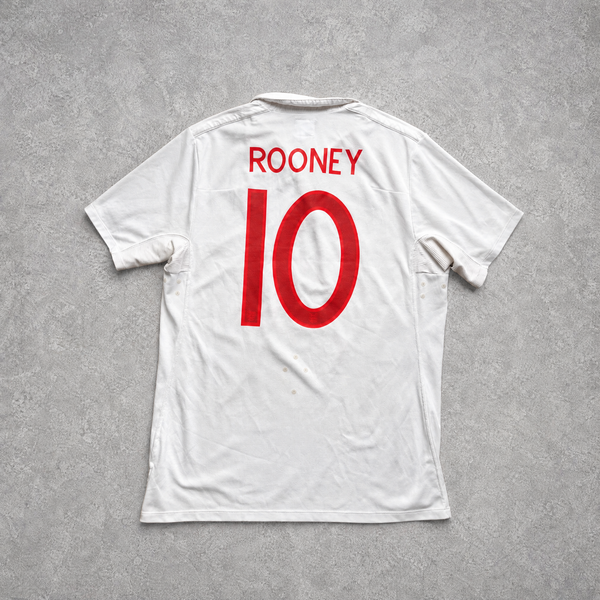 2010/11 England Home Shirt Umbro Rooney (L)