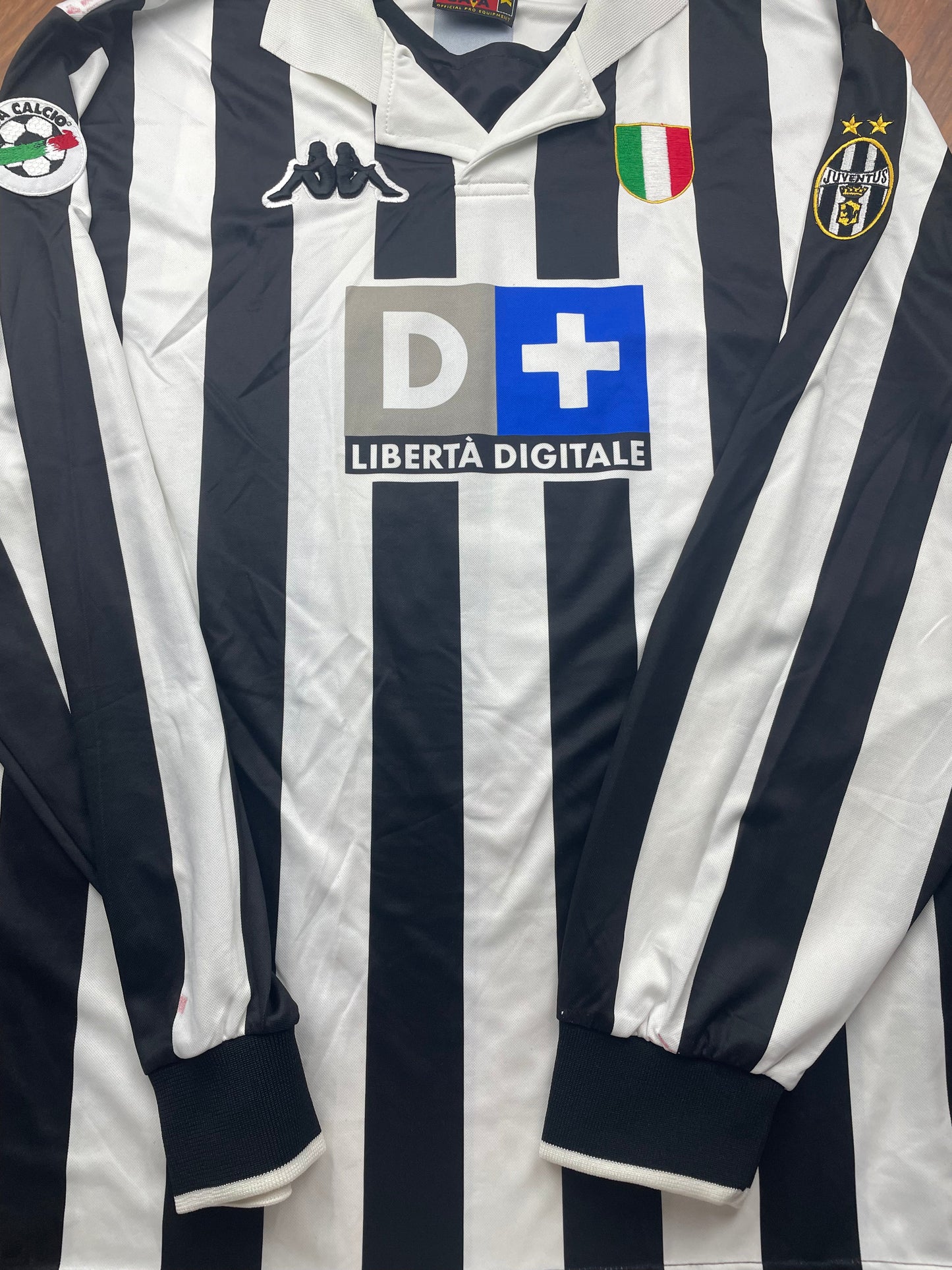 Match Shirt • Club • Juventus • 1998 • Kappa • Home • #2 • Ciro Ferrara • Match Worn • Signed