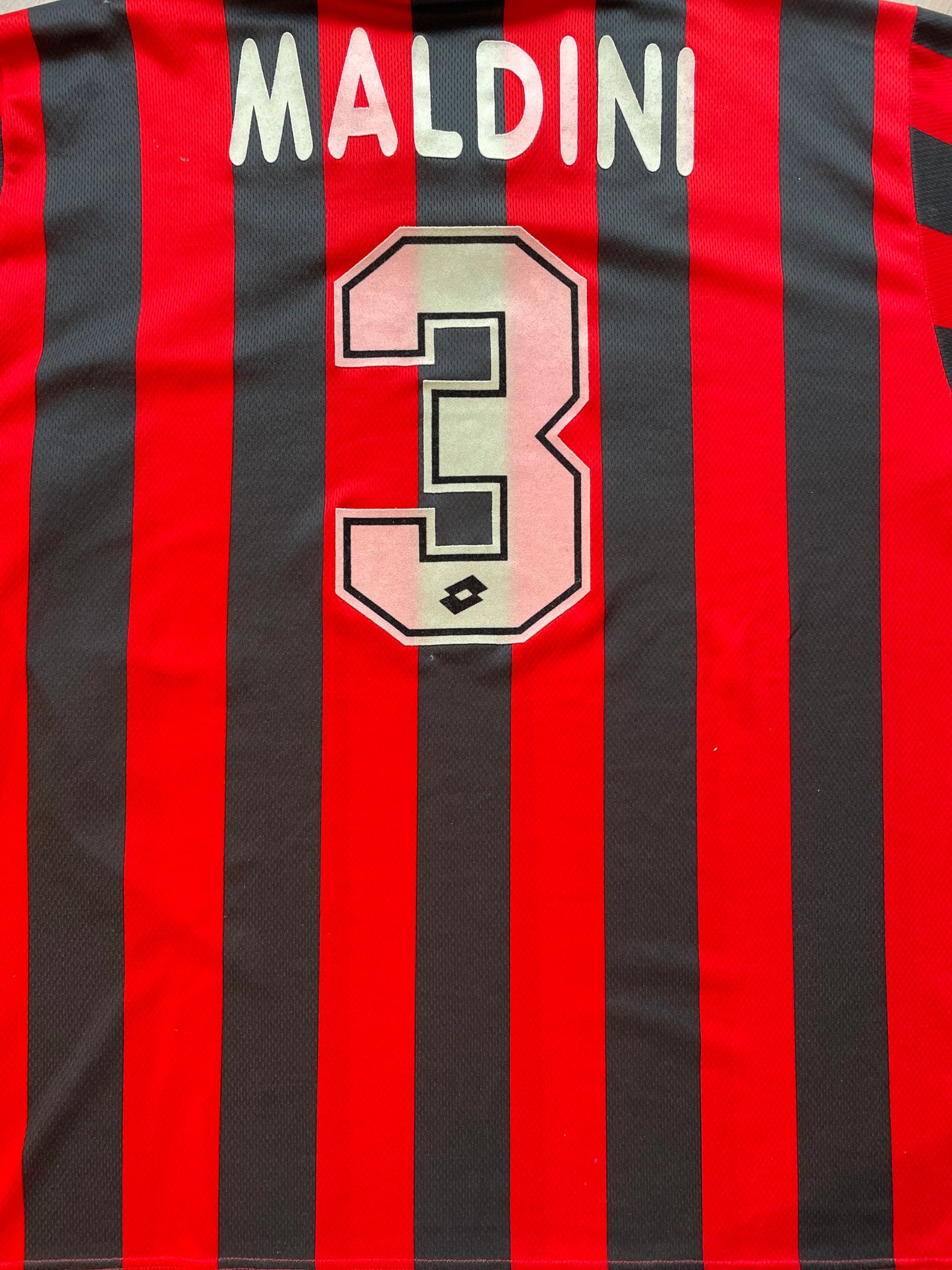 Store Shirt • AC Milan • 1996 • Lotto • Home • #3 • Paolo Maldini • Size XL