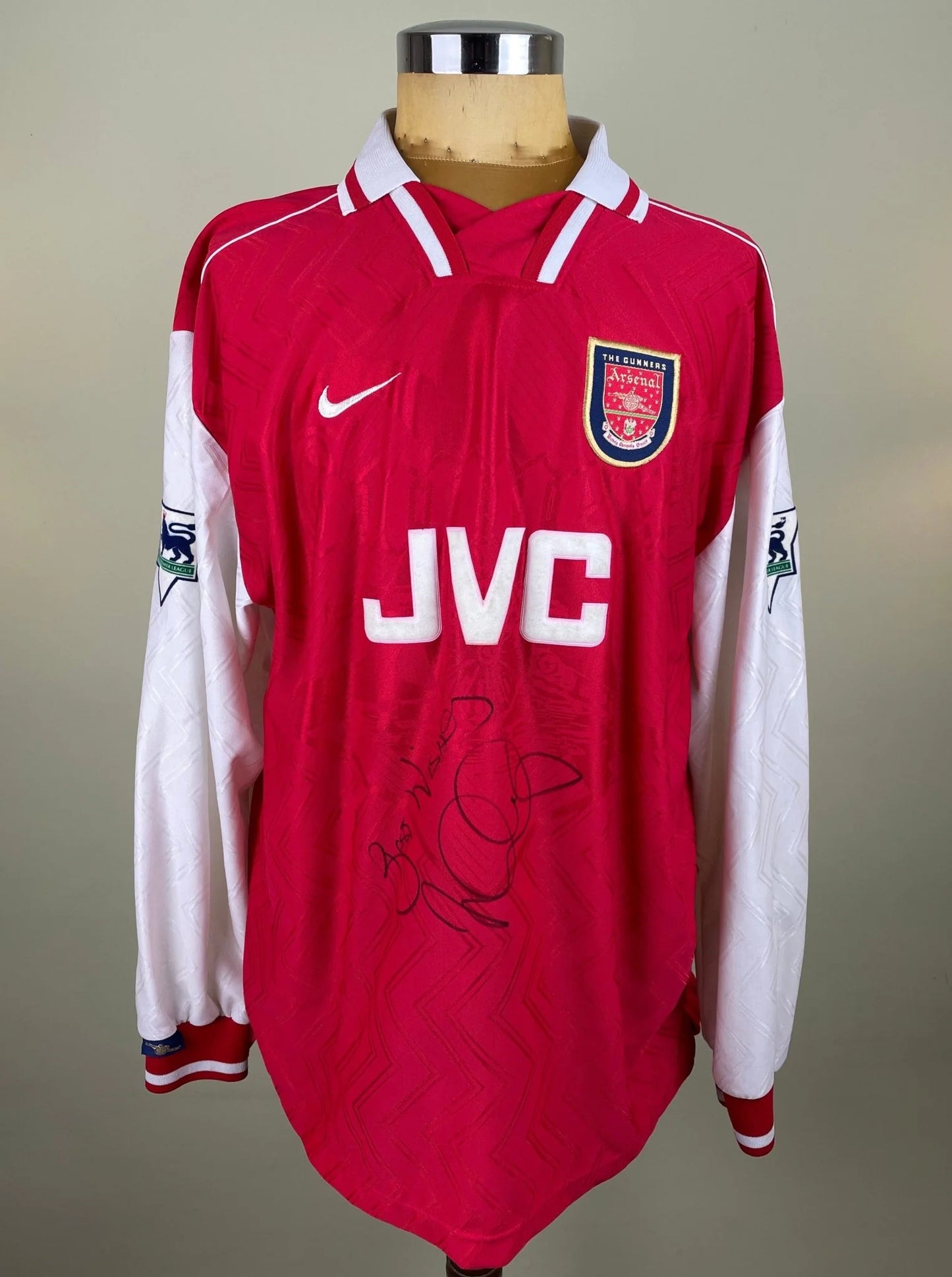 Match Shirt • Premier League Club • Arsenal • 1997 • Nike • Home • #8 • Ian Wright • vs Port Vale • FA Cup • Signed