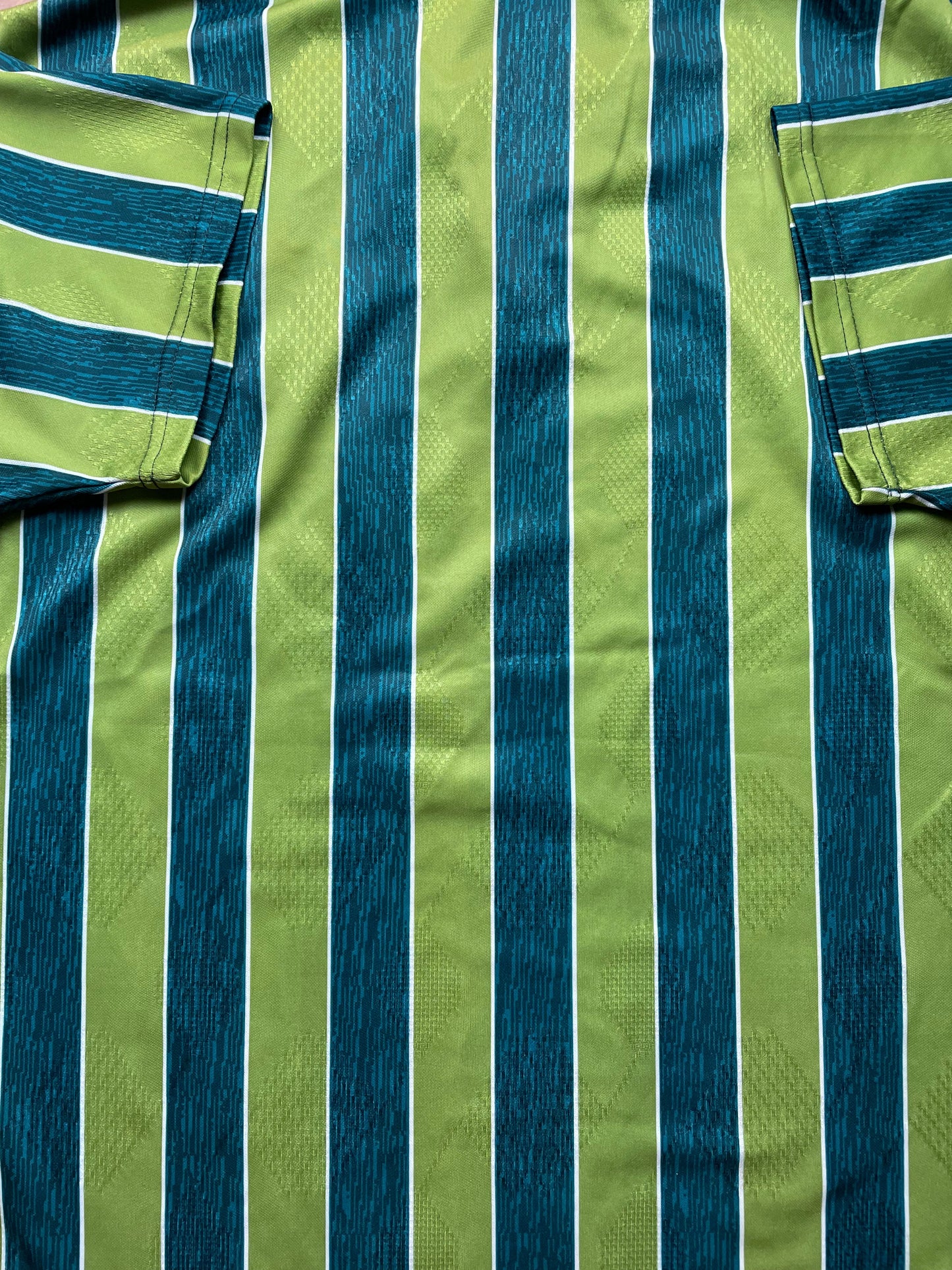 Store Shirt • Inter Milan • 1995 • Umbro • Fourth • Size M - Calcio 90