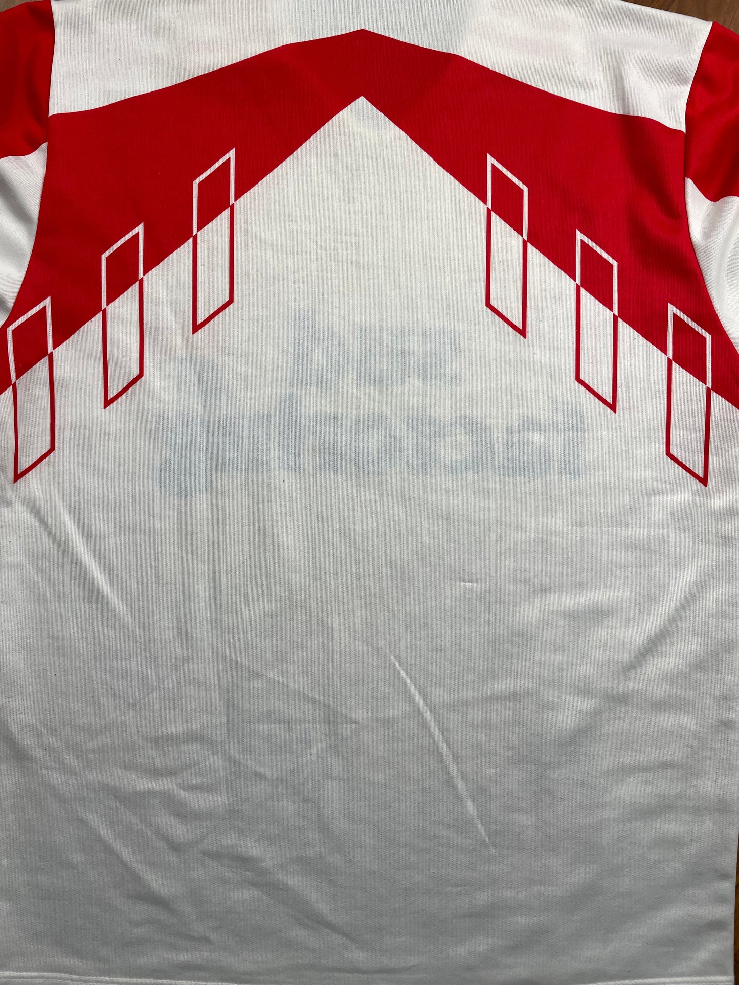 Store Shirt • Bari • 1984 • Adidas • Home • Size M