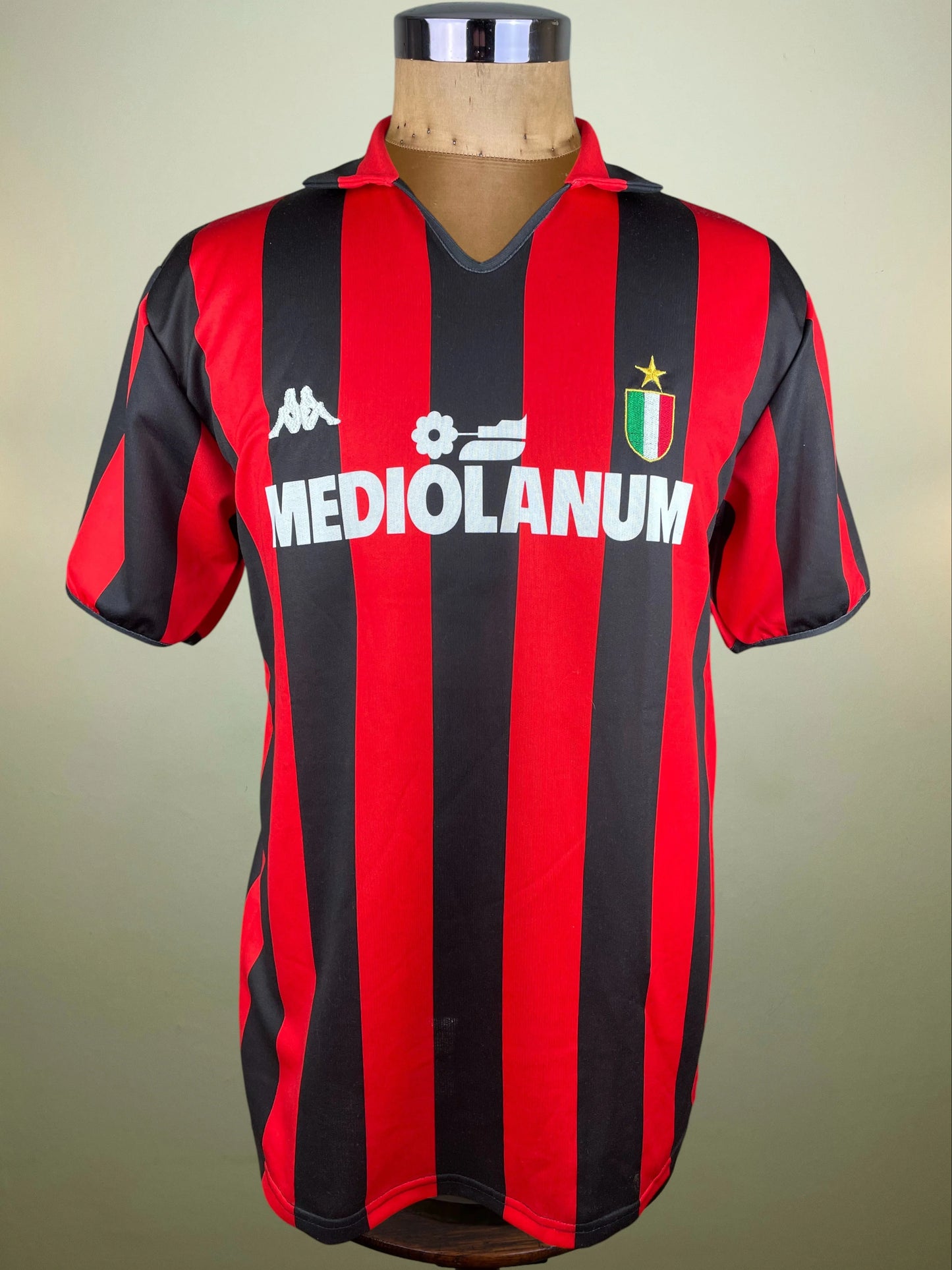Match Shirt • Club • AC Milan • 1988 • Kappa • Home • #8 • Frank Rijkaard • Match Worn