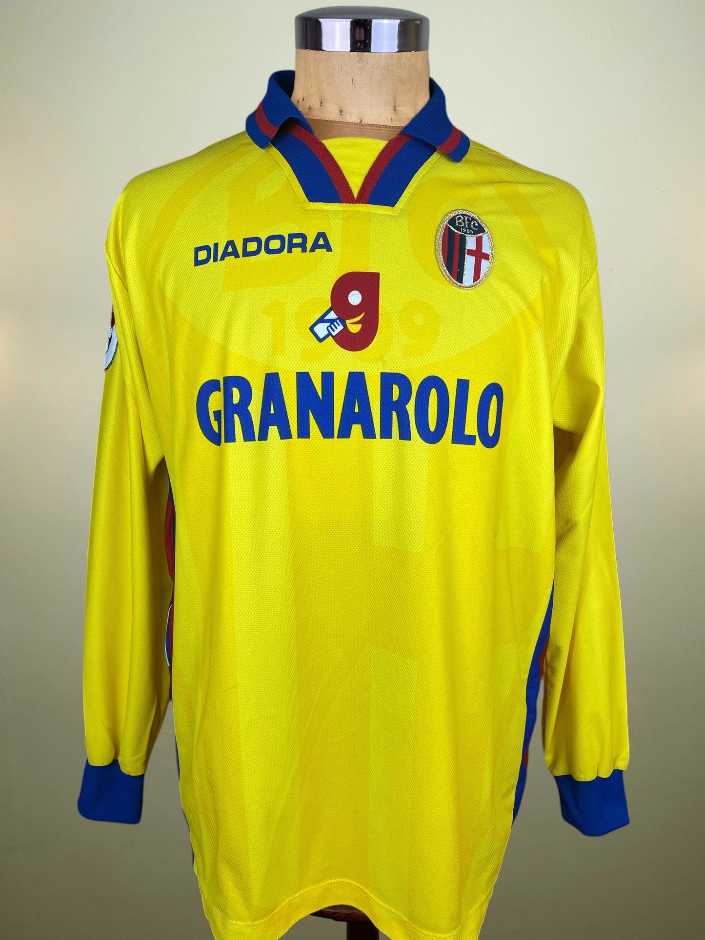 Match Shirt • Club • Bologna • 1997 • Diadora • Third • #10 • Roberto Baggio • Match Worn vs Inter Milan