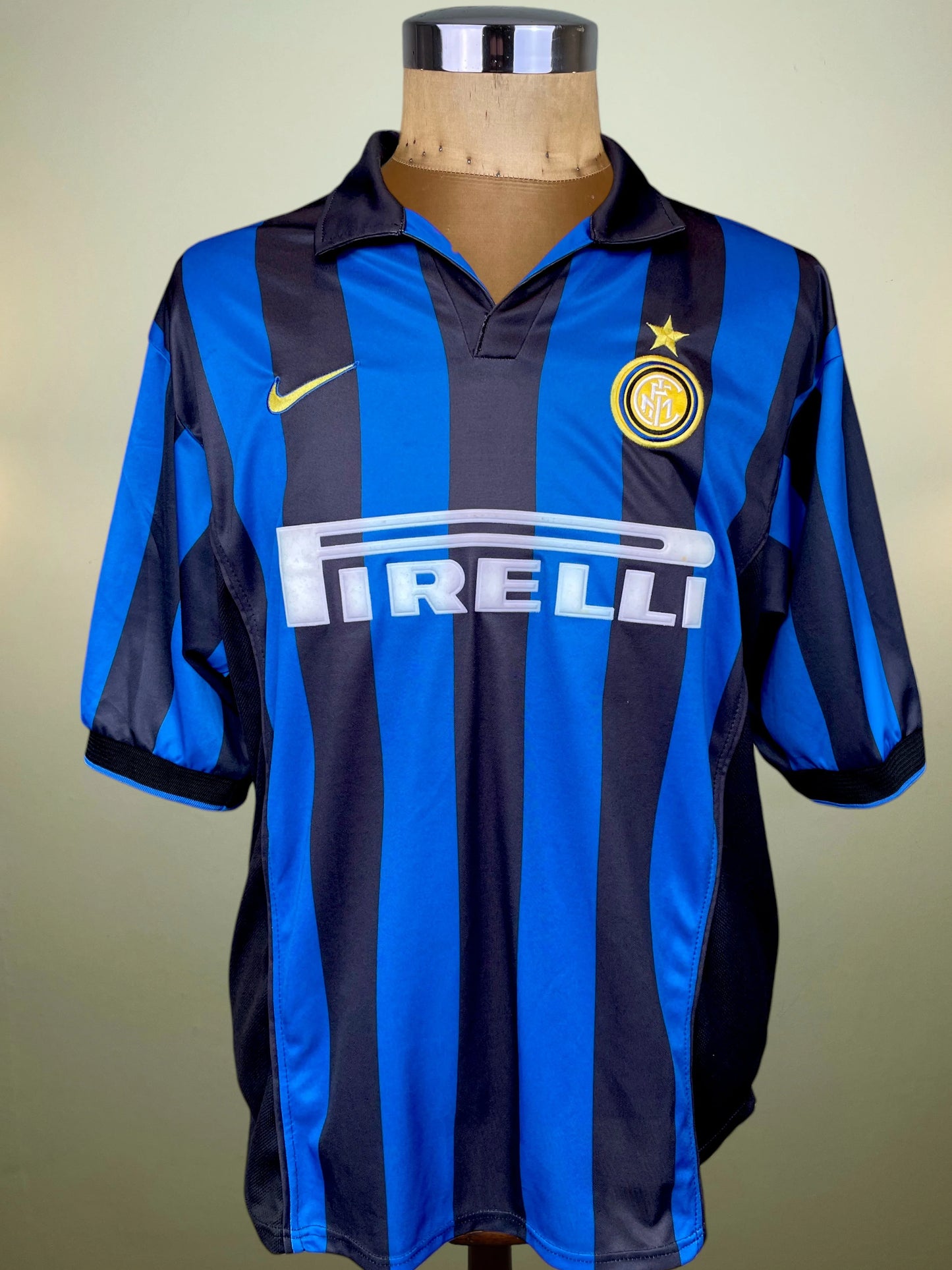 Match Shirt • Club • Inter • 1998 • Nike • Home • #9 • Ronaldo • Match Worn • Unwashed
