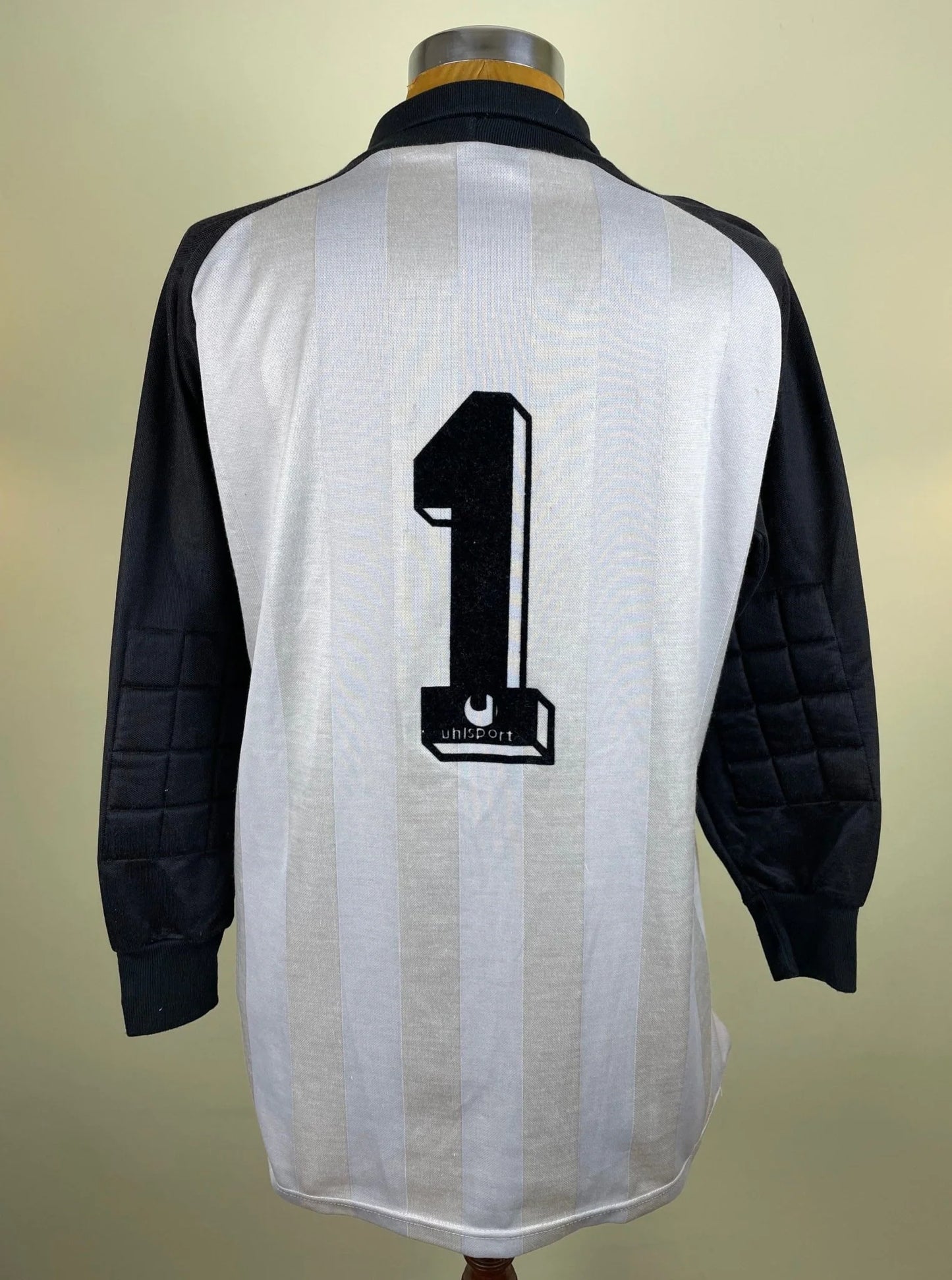 Match Shirt • Club • Juventus • 1985 • Uhlsport • Keeper • #1 • Stefano Tacconi • Match Worn