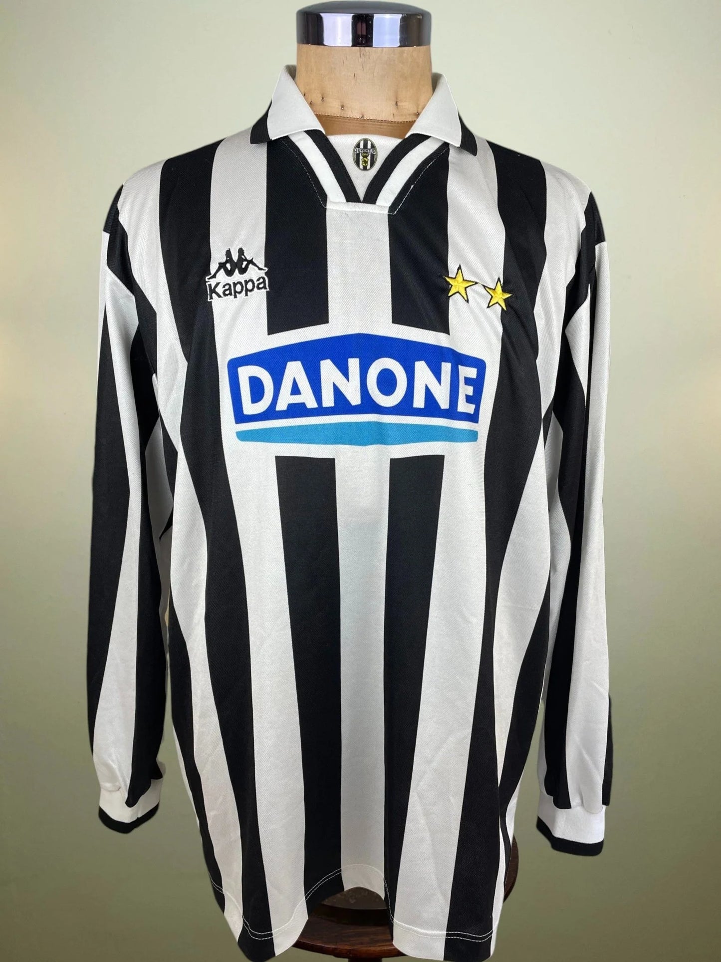 Match Shirt • Club • Juventus • 1994 • Kappa • Home • #11 • Fabrizio Ravanelli • Match Worn