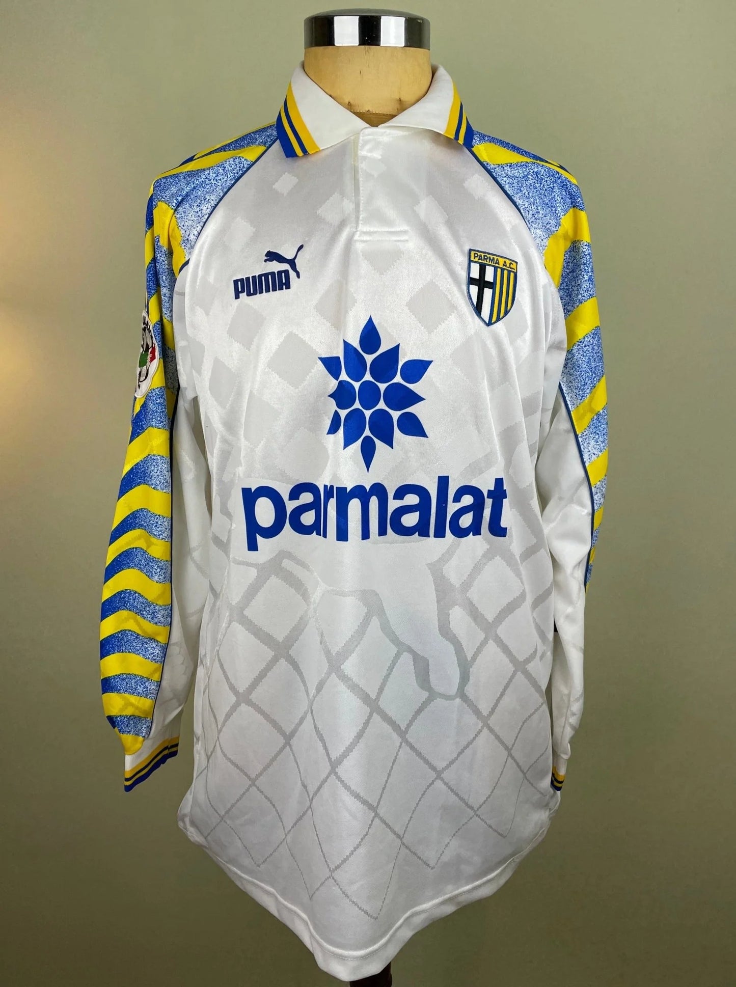 Match Shirt • Club • Parma • 1996 • Puma • Home • #20 • Enrico Chiesa • Match Worn