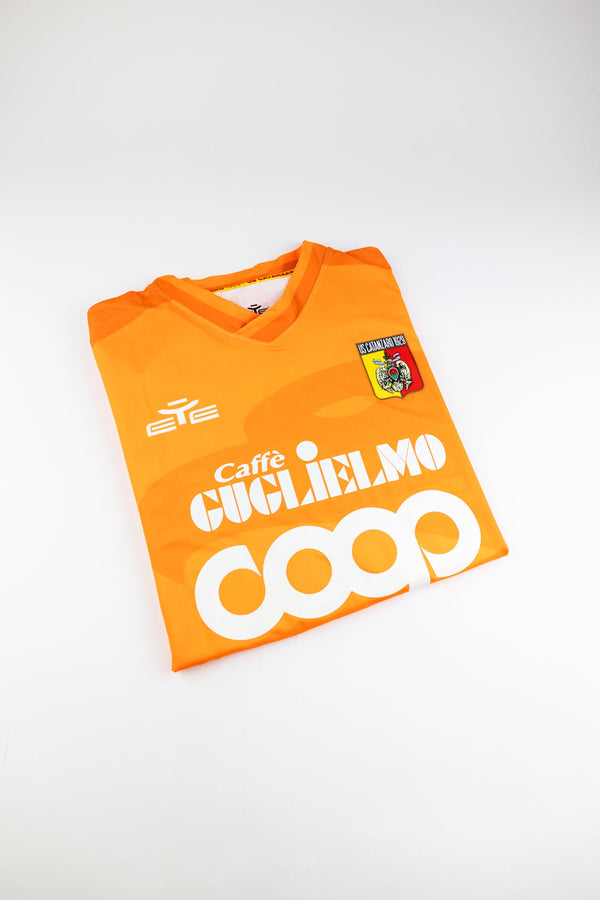 US Catanzaro 2022-23 Football shirt (XL)