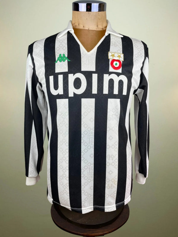 Store Shirt • Juventus • 1990 • Kappa • Home • Size M