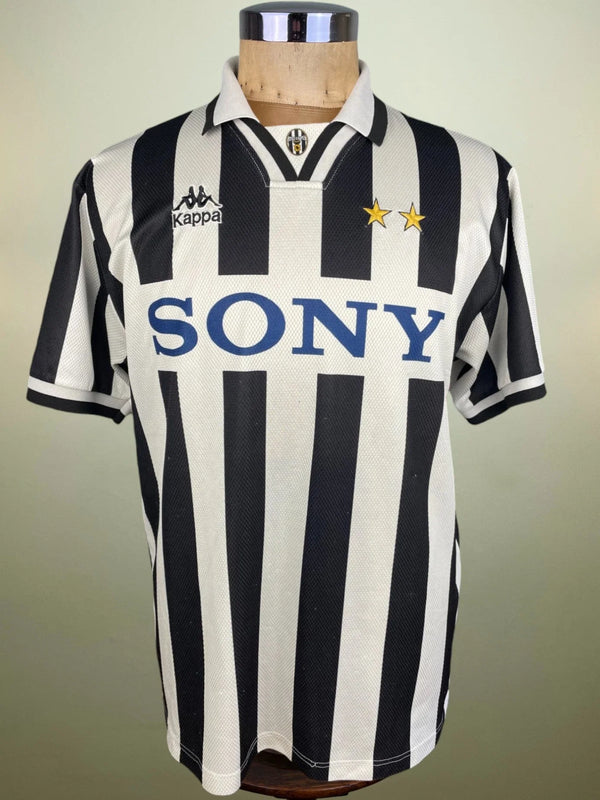 Store Shirt • Juventus • 1996 • Kappa • Home • Size XL