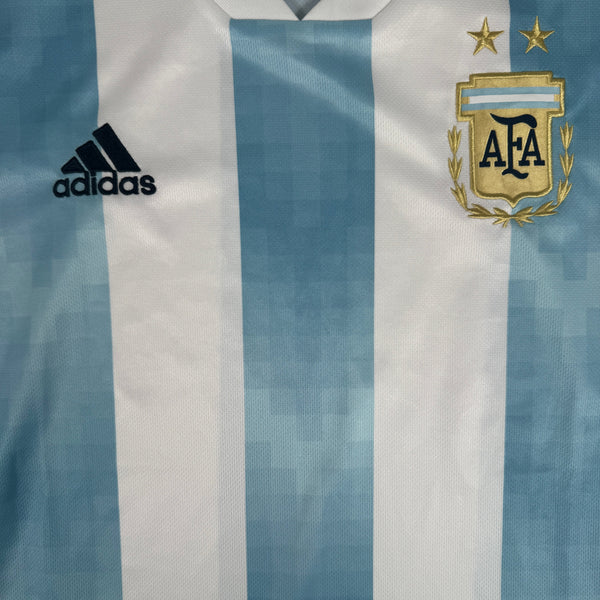 Argentina 2018/2019/2020 Home Football Shirt Medium