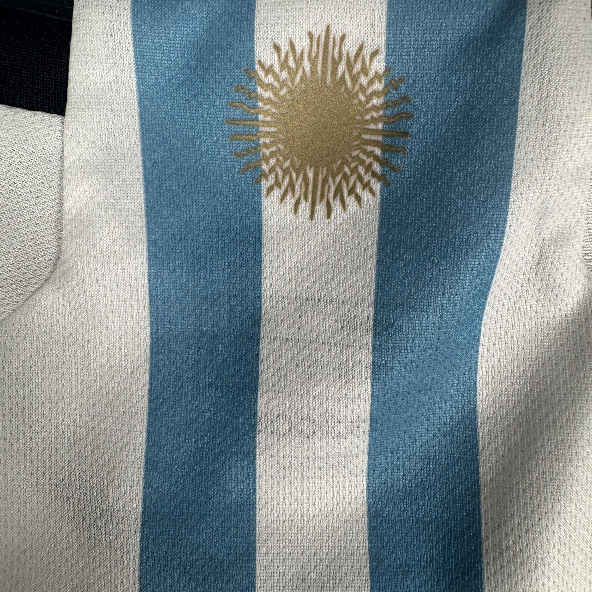 Argentina 2022/2023/2024 Home Football Shirt Medium