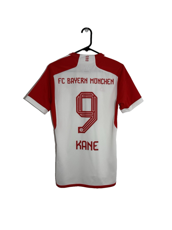Bayern Munich Kane #9 2023/24 Small Home Shirt Excellent Condition IJ7442