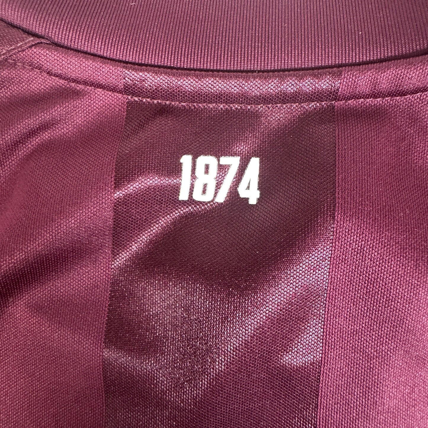 Heart of Midlothian 2024/2025 Home Football Shirt Medium