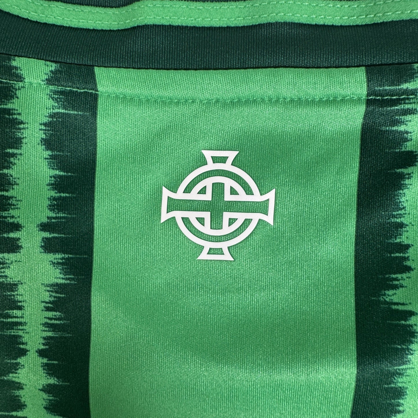 Northern Ireland 2024/2025 Home Football Shirt Medium