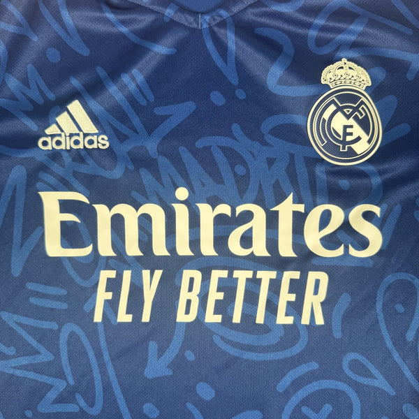 Real Madrid 2021/2022 Away Football Shirt Medium