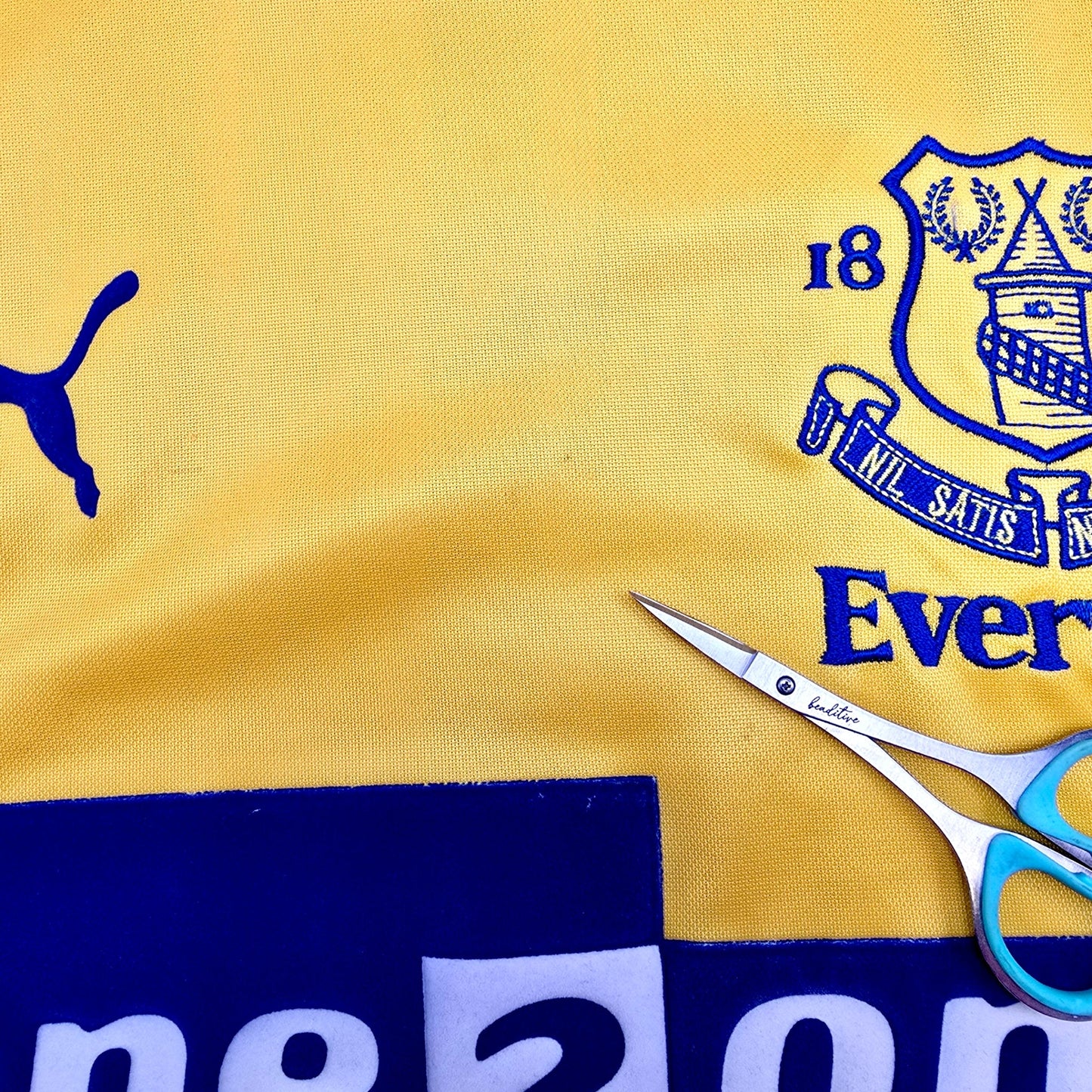 2000/01 Everton Away Football Shirt (L) Puma