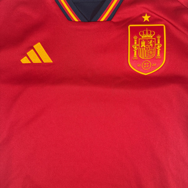 Spain World Cup 2022/2023/2024 Home Football Shirt Medium