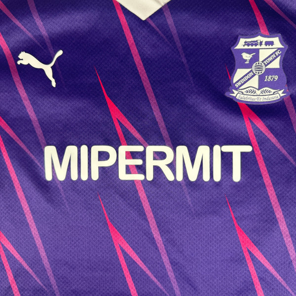 Swindon Town 2023/2024 Third Football Shirt Small