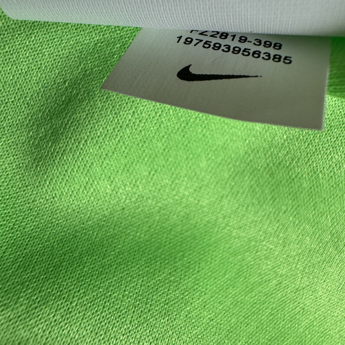 VfL Wolfsburg 2024/2025 Home Football Shirt Large BNWT