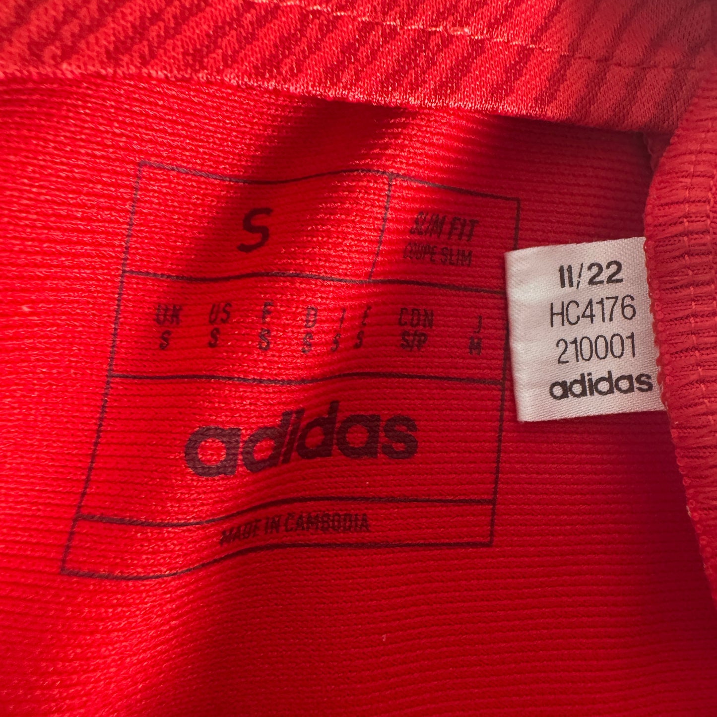 Wales 2022/2023/2024 Home Football Shirt Small