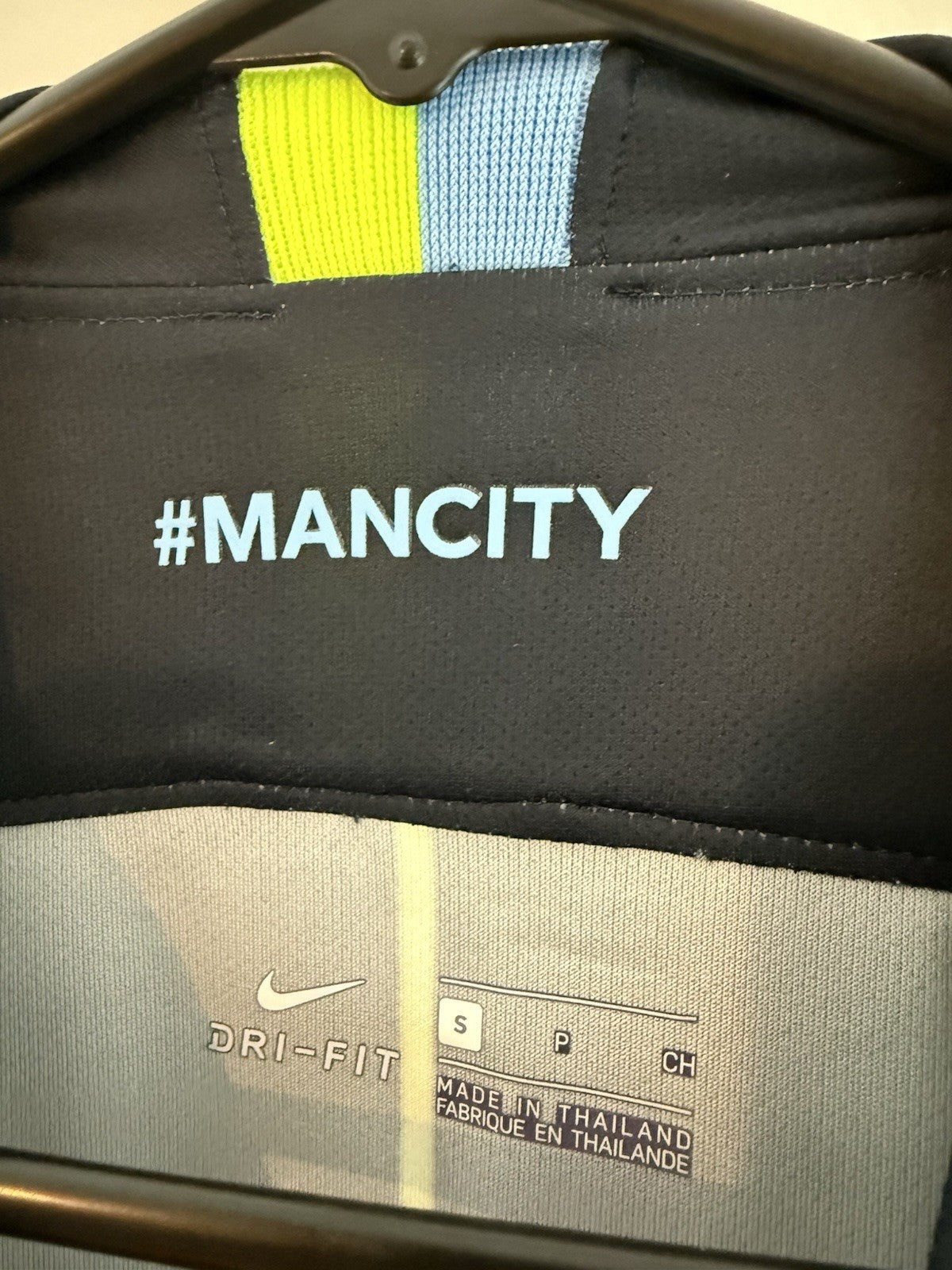 Manchester City Kompany #4 2018/19 Small Away Excellent Condition 919002-476