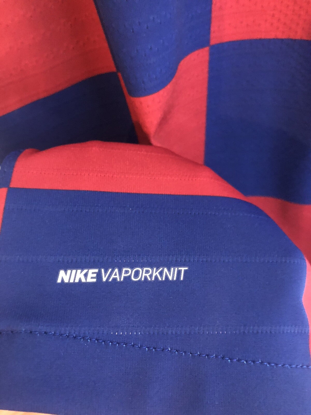 Barcelona Suarez #9 2019/20 Medium Vaporknit Home Excellent Condition AJ5257-456